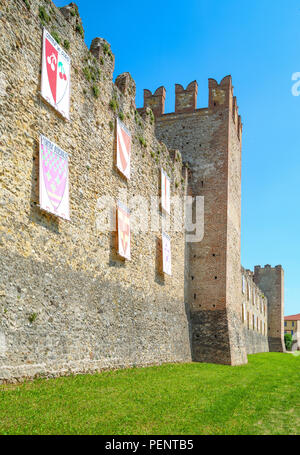 Marostica, Italia - 26 Maggio 2017: vista delle mura del borgo medievale Foto Stock