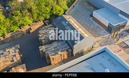 Vista aerea del cannone Lane Retail Park, Tonbridge, Regno Unito Foto Stock