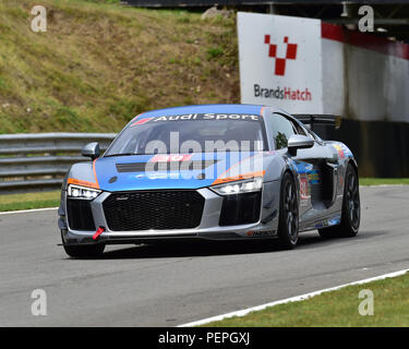 Max Zschuppe, Audi R8 LMS GT4, Audi Sport Seyffarth R8 LMS Cup, gara DTM incontro, Deutsche Tourenwagen Masters, Circuito del Grand Prix, Brands Hatch, Kent Foto Stock