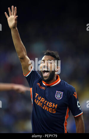 Istanbul Basaksehir's Gael Clichy durante la UEFA Europa League, terzo turno di qualificazione corrispondono a Turf Moor, Burnley. Foto Stock