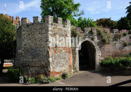 Il castello di Hertford Hertford, Hertfordshire. Il castello sorge nel cuore della città e una volta era la casa del re sassone Foto Stock