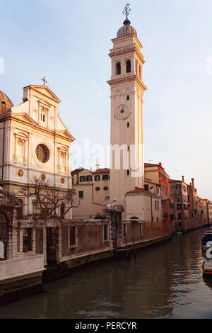 Di San Giorgio dei Greci, Castello, Venezia, Italia: il campanile dal Rio dei Greci Foto Stock