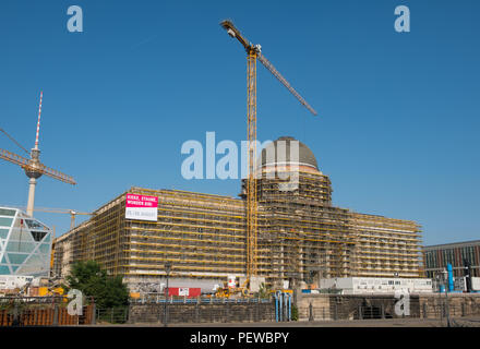 Berlino, Germania - agosto, 2018: la costruzione del palazzo di Berlino (tedesco: Berliner Schloss o Stadtschloss) a.k.a. Palazzo della Città di Berlino in Germania Foto Stock