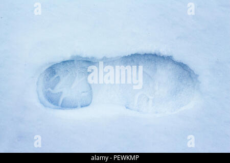 Il predellino di inverno boot in bianco profondo neve invernale Foto Stock