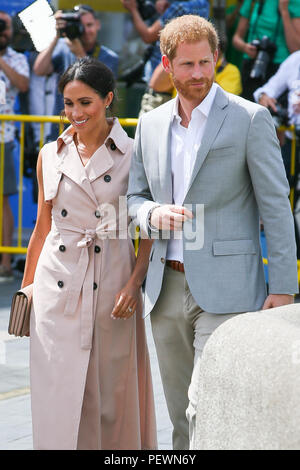 Il Duca e la Duchessa di Sussex Harry e Meghan che arrivano al centro di Southbank a visitare il Nelson Mandela centenario mostra - Londra dotata di: la duchessa di Sussex Meghan, duca di Sussex Harry dove: Londra, Regno Unito quando: 17 lug 2018 Credit: WENN.com Foto Stock