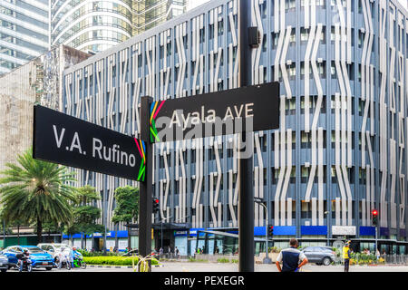 Makati, Filippine - 30 Luglio 2018: Makati Central Business District Foto Stock