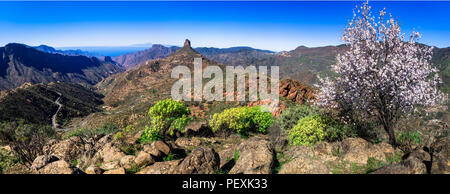 Impressionante Roque Bentayga,vista panoramica,Gran Canaria,Spagna. Foto Stock