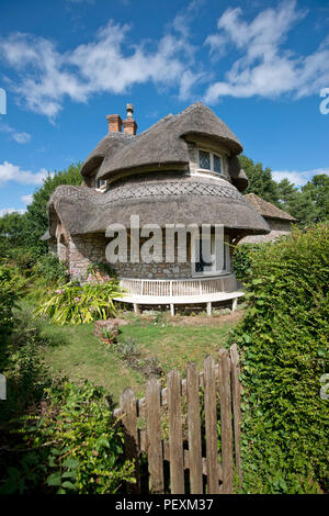 Blaise borgo, un gruppo di 9 cottages, grado 1 elencati in Henbury, Bristol, Regno Unito. Essi sono stati progettati da John Nash e costruito nel 1809 per i pensionati Foto Stock