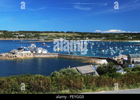 St Mary's Harbour, Hugh Town, St Mary, isole Scilly, REGNO UNITO Foto Stock