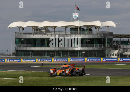 Silverstone, UK. Il 17 agosto 2018. La #26 G-Drive Racing Oreca 07 Gibson di Roman Rusinov, Andrea Pizzitola e Jean-Eric Vergne durante la pratica per la Comunità Le Mans Series 4 Ore di Silverstone, a Silverstone, UK Credit: James Hancock/Alamy Live News Foto Stock