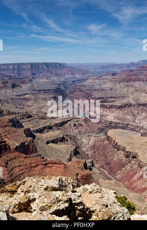 AZ00320-00...ARIZONA - Vista del fiume Colorado dal punto Navajo nel Parco Nazionale del Grand Canyon. Foto Stock