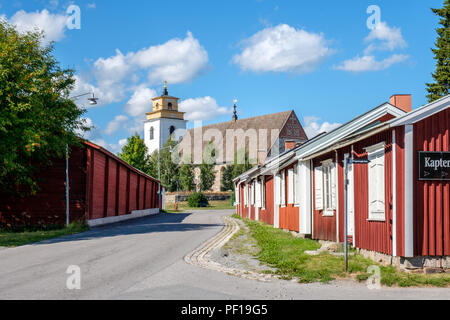 Chiesa di Gammelstad città al di fuori di Luleå in Svezia settentrionale. La chiesa risale al medioevo ed è un sito Patrimonio Mondiale dell'UNESCO. Foto Stock