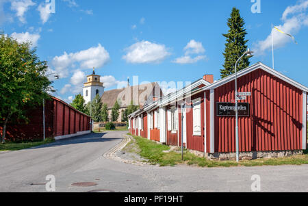 Chiesa di Gammelstad città al di fuori di Luleå in Svezia settentrionale. La chiesa risale al medioevo ed è un sito Patrimonio Mondiale dell'UNESCO. Foto Stock