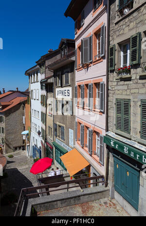 Vecchie proprietà accanto alla Escaliers du Marché scalinata, Losanna, Svizzera. Foto Stock