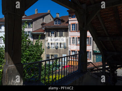 Vecchie proprietà accanto alla Escaliers du Marché scalinata, Losanna, Svizzera. Foto Stock