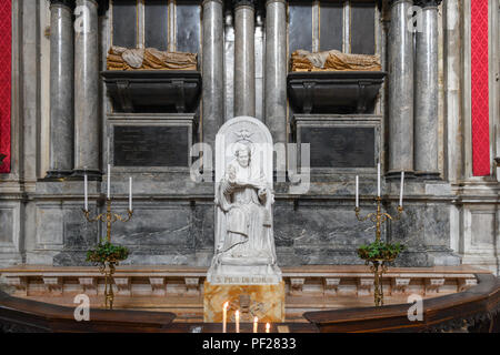 Venezia, Italia - 20 Marzo 2018: la Chiesa di San Salvatore (significato chiesa del Santissimo Salvatore) aka San Salvador interno Foto Stock