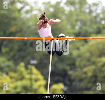 Katerina Stefanidi in azione durante il Diamond League Muller Grand Prix presso Alexander Stadium Birmingham Inghilterra il 18 agosto 2018 Foto Stock