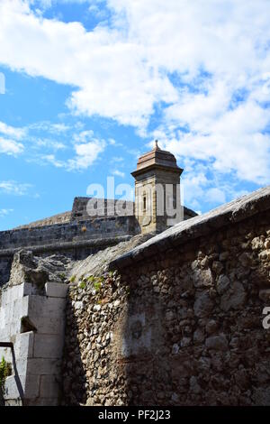 Viste della città vecchia di Monaco con il palazzo Grimaldi in background Foto Stock