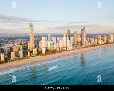 Surfers Paradise vista aerea sulla Gold Coast di Queensland, Australia Foto Stock