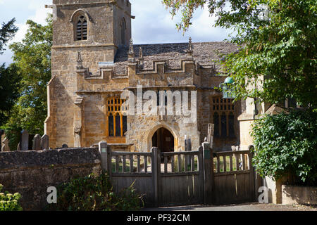 Stanton, Regno Unito - 8 Agosto 2018: La Chiesa di San Michele e Tutti gli angeli in Stanton in Cotswold district of Gloucestershire. Foto Stock