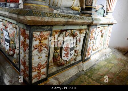 Dettaglio sulla tomba di Sir Thomas San Pol e sua moglie a St Lawrence è la Chiesa, Snarford, Lincolnshire, Regno Unito. Foto Stock