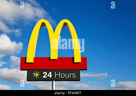 Ballarat Australia / McDonald's McCaf'e Restaurant a Lucas Ballarat. Foto Stock