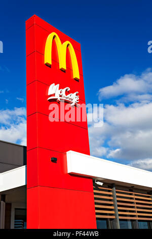 Ballarat Australia / McDonald's McCaf'e Restaurant a Lucas Ballarat. Foto Stock