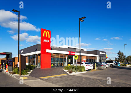 Ballarat Australia / McDonald's McCaf'e Restaurant a Lucas Ballarat. Foto Stock