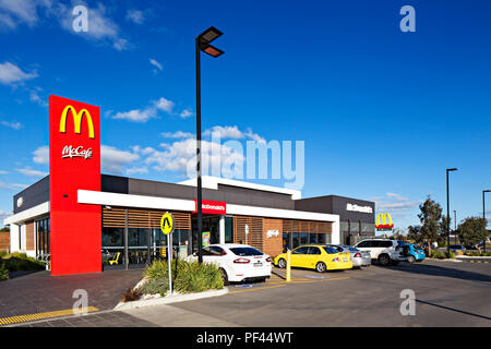 Ballarat Australia / McDonald's McCaf'e Restaurant a Lucas Ballarat. Foto Stock