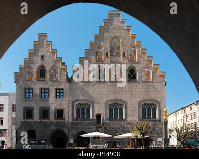 Marktplatz mit Rathaus, Wasserburg am Inn, Landkreis Rosenheim, Oberbayern, Bayern, Deutschland, Europa | marketplace con il municipio, Wasserburg/Inn, Foto Stock