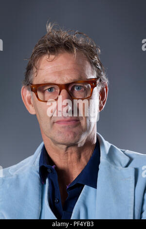 Edinburgh, Regno Unito. 19 Agosto, 2018. Tony Alexander Adams, MBE è un English football manager. Come un giocatore Adams ha giocato per l'Arsenal e Inghilterra captaining entrambe le squadre. Adams ha trascorso la sua intera carriera di giocatore di 22 anni come un centro-torna all'Arsenal. Nella foto al Edinburgh International Book Festival. Edimburgo, Scozia. Foto di Gary Doak / Alamy Live News Foto Stock