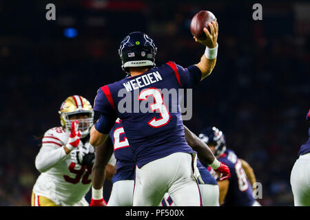 Agosto 18, 2018: Houston Texans quarterback Brandon Weeden (3) durante la preseason NFL partita di calcio tra la Houston Texans e San Francisco 49ers a NRG Stadium di Houston, TX. John Glaser/CSM Foto Stock