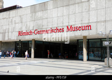 Colonia, Germania - 31 Maggio 2018: ingresso del Museo Romano-Germanico (Römisch-Germanisches Museum) a Colonia, Germania Foto Stock