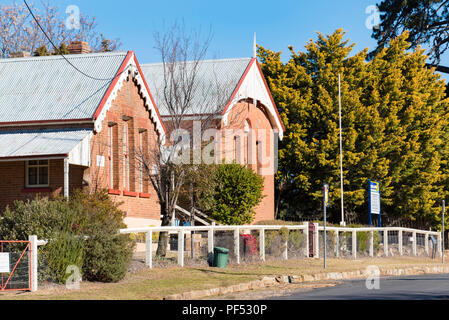 Hill fine scuola pubblica aperta nel 1870 con 103 bambini e crebbe a 400+ durante il gold rush negli anni che seguirono, è ancora oggi aperto Foto Stock