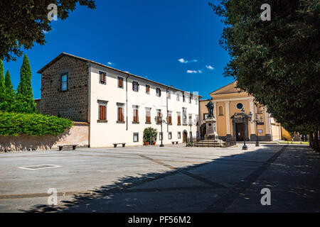 All'interno della splendida cittadina collinare di Civita di Bagnoregio, cittadina della provincia di Viterbo, nel centro Italia. Foto Stock