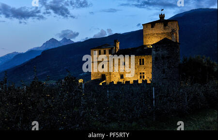 Castello di Sarriod de La Tour Saint Pierre, Aosta, Italia Foto Stock