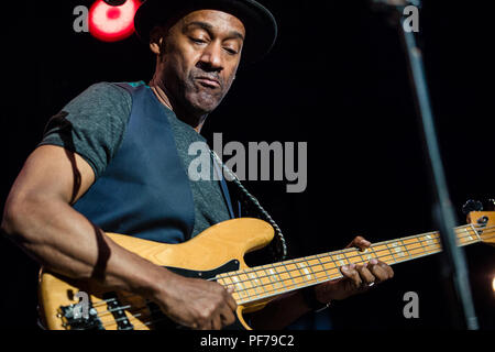 Jazz à Juan Festival 2018 - Giorno 8 - spettacoli con: Marcus Miller dove: Juan-les-Pins, Antibes, Francia Quando: 19 lug 2018 Credit: Marta Szczesniak/WENN.com Foto Stock