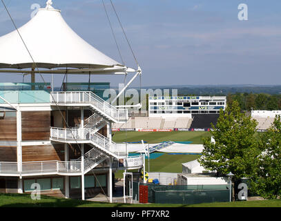 Cavalletto principale presso la ciotola Ageas (precedentemente noto come il Rose Bowl) nel West End, Southampton home di Hampshire Cricket Club e il luogo per l'Inghilterra corrispondenze della prova Foto Stock