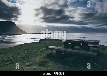 Tavolo da picnic in Islanda Foto Stock