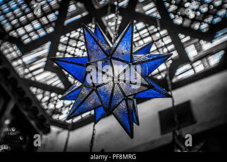 Apparecchio di illuminazione a Disney Parigi Foto Stock