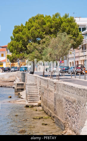 PALMA DE MALLORCA, Spagna - 21 luglio 2012: Cala Gamba scalinata in acqua sulla luglio 21, 2012 a Mallorca, Spagna. Foto Stock