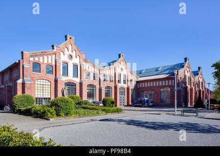 Ex Royal Hannover Stazione ferroviaria Officina, oggi Centro per l'economia, Media e arte, il centro IT, Lingen, Emsland Foto Stock