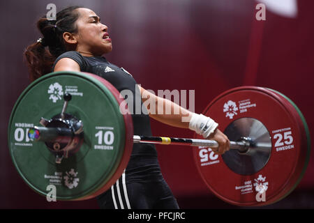 Jakarta, Indonesia. 21 Ago, 2018. Hidilyn Diaz delle Filippine compete durante le donne del sollevamento pesi 53kg evento al XVIII Giochi Asiatici in Jakarta, Indonesia, Agosto 21, 2018. Credito: Pan Yulong/Xinhua/Alamy Live News Foto Stock