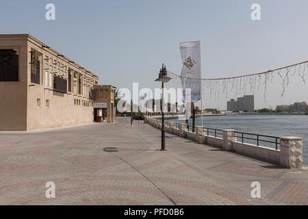 L'Al Shindagha storico distretto si siede accanto al Dubai Creek ed è una delle parti più antiche di Dubai Foto Stock