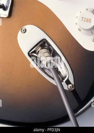 Jack inserito nella Fender Stratocaster, close-up Foto Stock