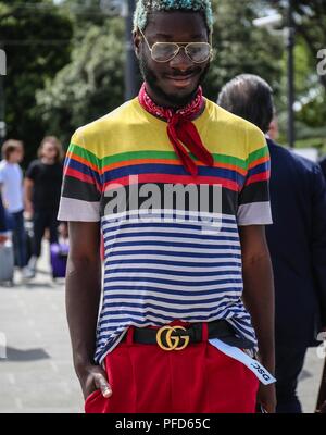 Firenze, Italia. 14 Giugno, 2018. Firenze-14 giugno 2018 uomini sulla strada durante il Pitti. Credito: Mauro Del Signore/Pacific Press/Alamy Live News Foto Stock