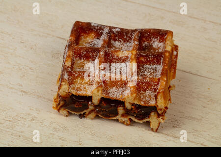 Cialde dolci con marmellata di frutti di bosco Foto Stock