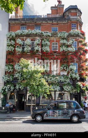 I muratori Arms pub in Devonshire Street, Marylebone, London, Regno Unito Foto Stock