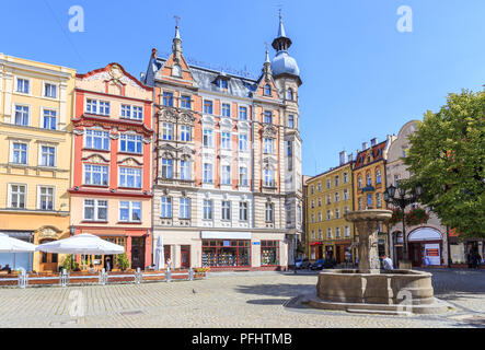 Tenement case sulla piazza del Mercato Vecchio in Świdnica, Bassa Slesia, Polonia Foto Stock