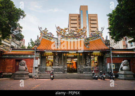 Dadaocheng Cisheng tempio, Taipei, Taiwan Foto Stock